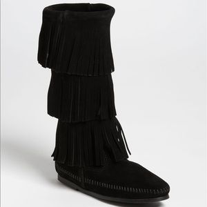 Minnetonka 3-Layer Fringe Boot